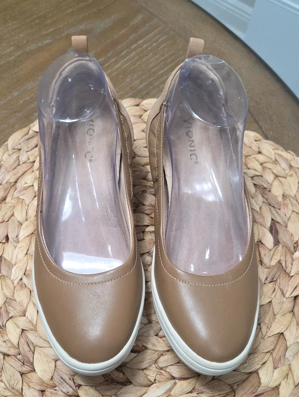 Vionic Jacey Orthotic Comfort Slip-On Wedges Toffee Size 7.5